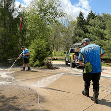 Concrete-Cleaning-Service-in-Fort-Wayne-IN-Restores-Driveway-and-Walkways 0